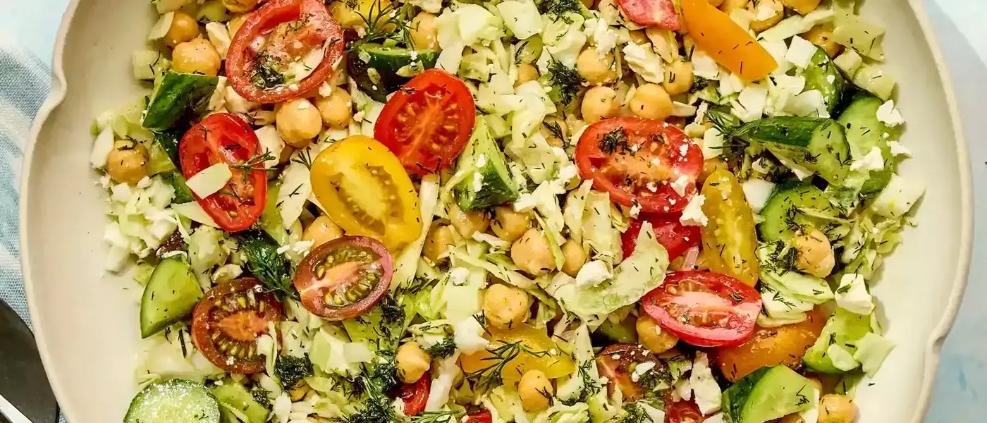 Refreshing Chickpea and Vegetable Medley: A Quick and Healthy Salad