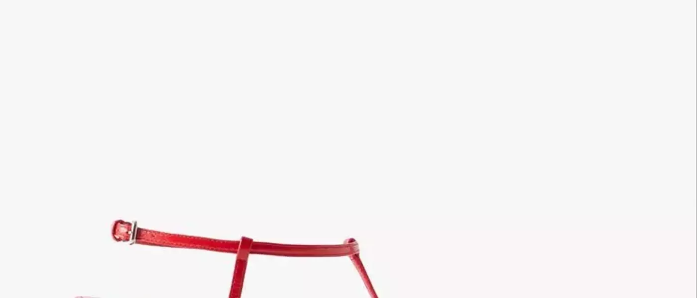 Summer Footwear: Elevating Your Style with Heeled Sandals