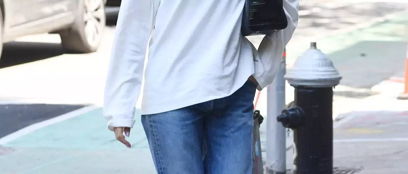 Celebrities Embrace Flip-Flops as the Ultimate Spring-to-Summer Footwear Trend