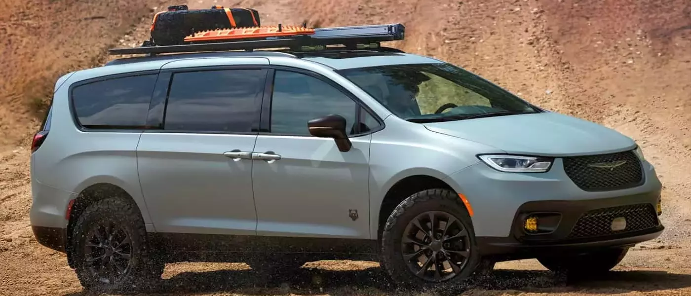 Chrysler Considers Production for Off-Road Pacifica Minivan
