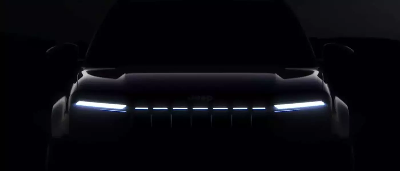 Jeep's Smallest SUV Teases a New Illuminated Grille