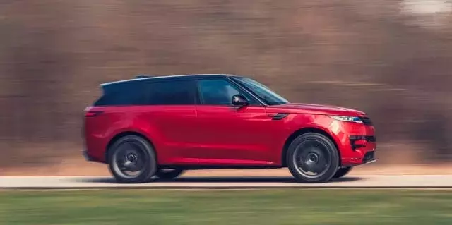 2026 Range Rover Sport P550e: Enhanced Power and Luxury