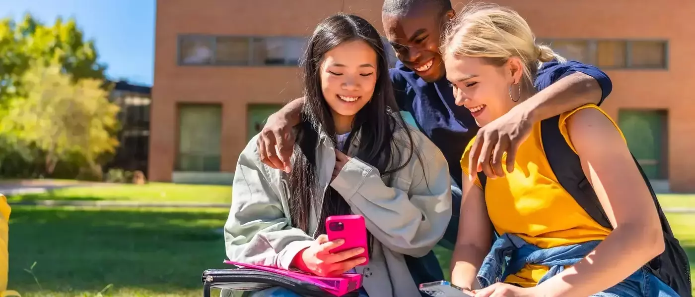 Navigating Senioritis: Ensuring a Smooth Transition to College