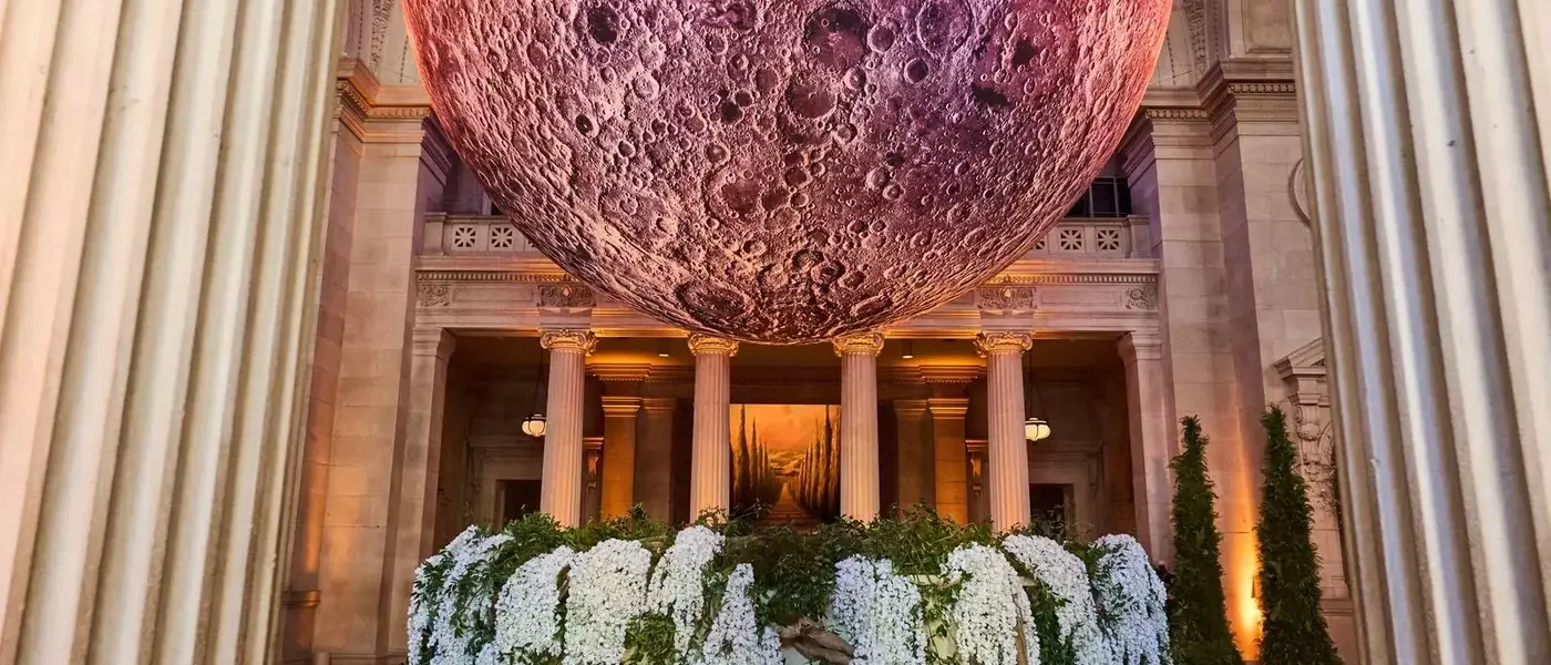 Met Gala 2026: A Luminous Lunar Experience
