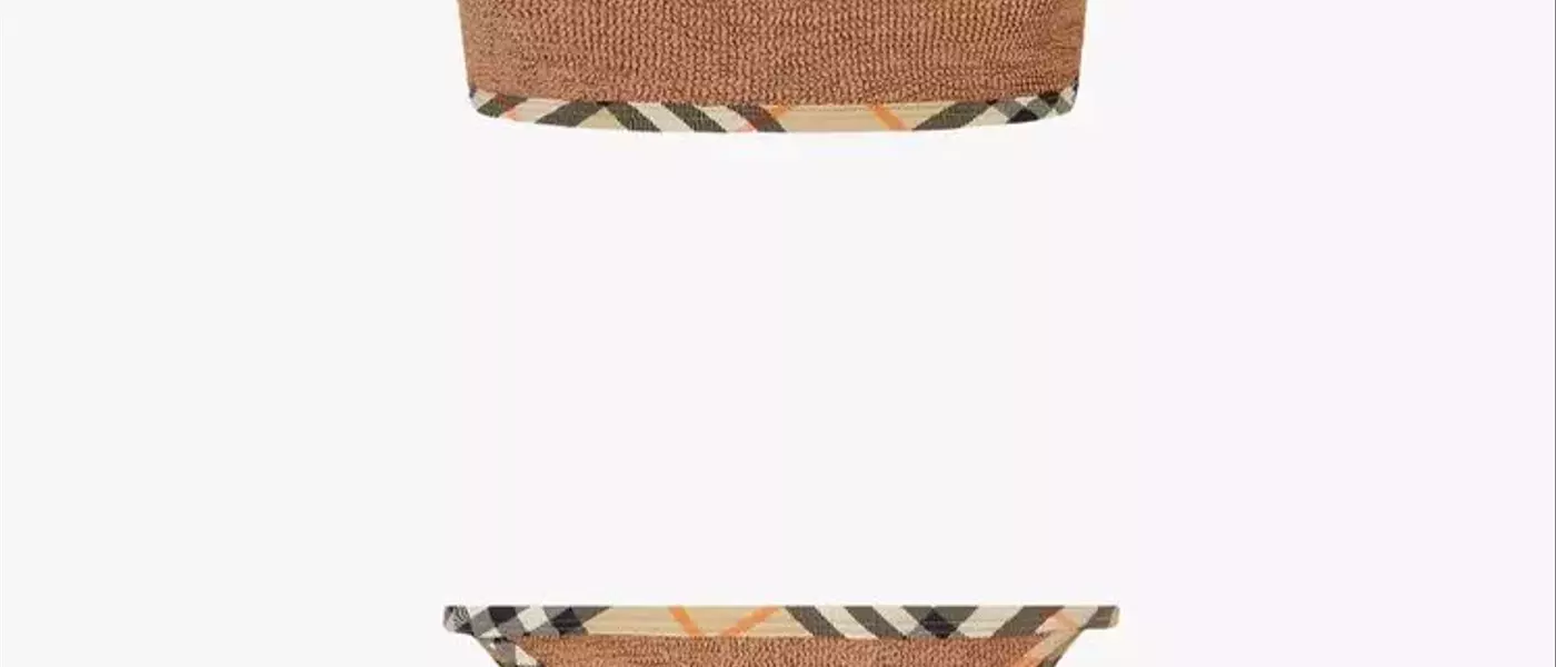The Hottest Fashion Items Right Now: A Fashion Insider's Picks