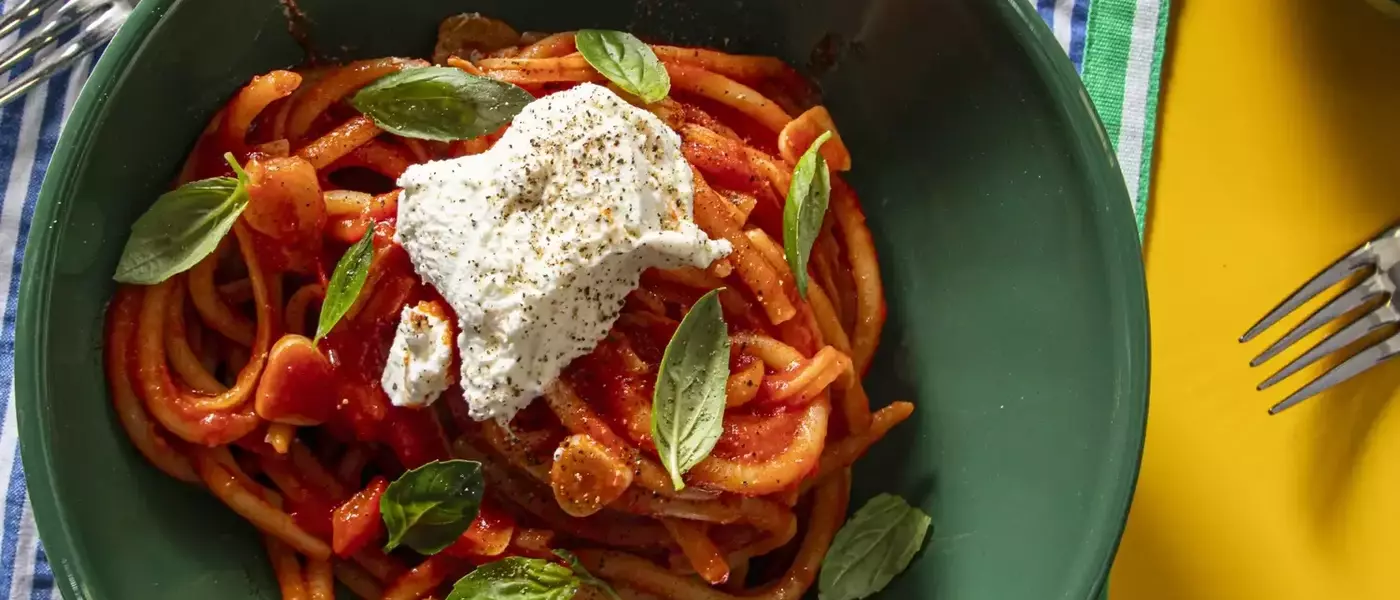 Garlicky Gochujang Tomato Bucatini