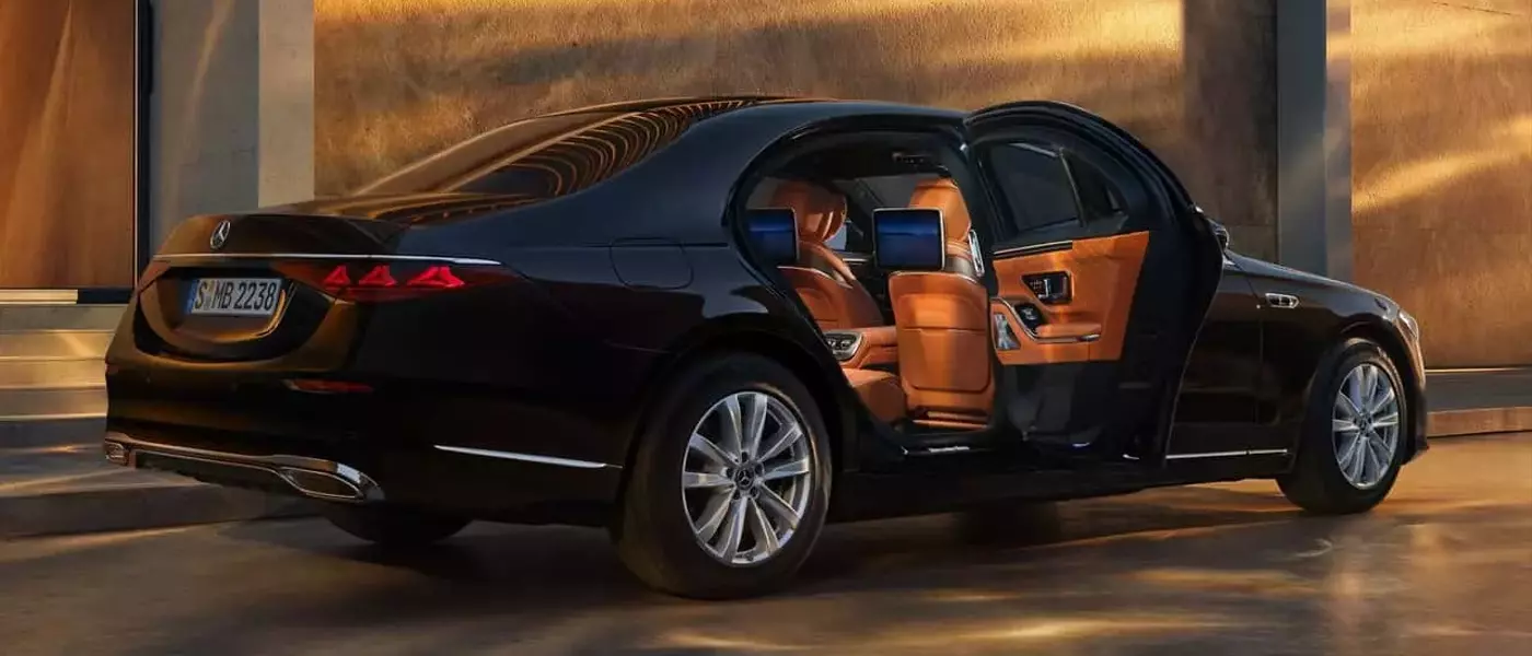 Mercedes-Benz Armored S-Class: Exclusive Sales