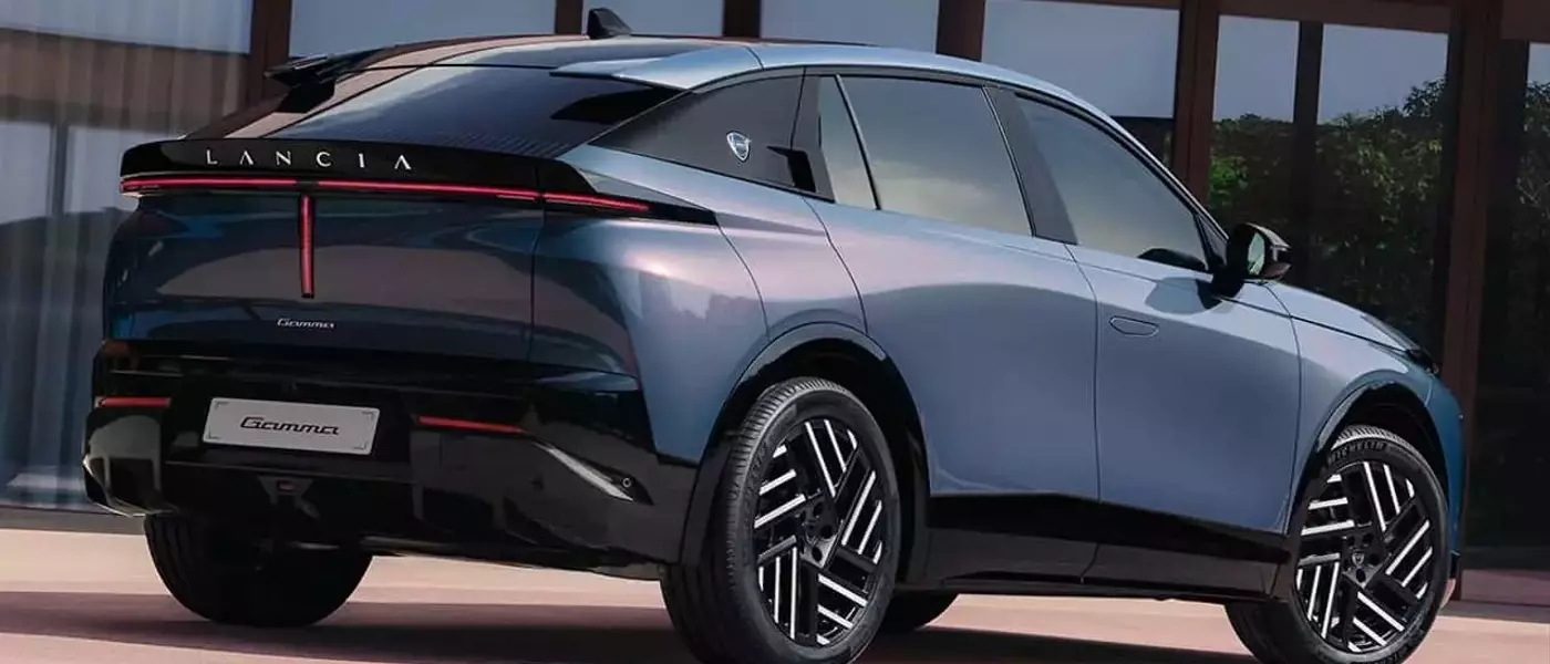 Lancia Gamma Reimagined as an SUV