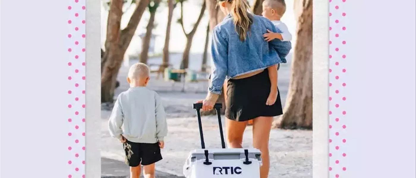 Scary Mommy's 2026 Reader's Choice Awards for Top Lifestyle Cooler Brands