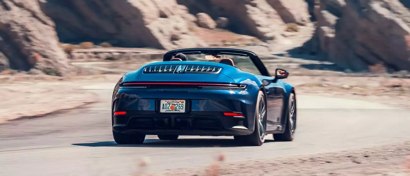 2025 Porsche 911 Carrera 4 GTS Cabriolet: AWD vs. RWD Showdown
