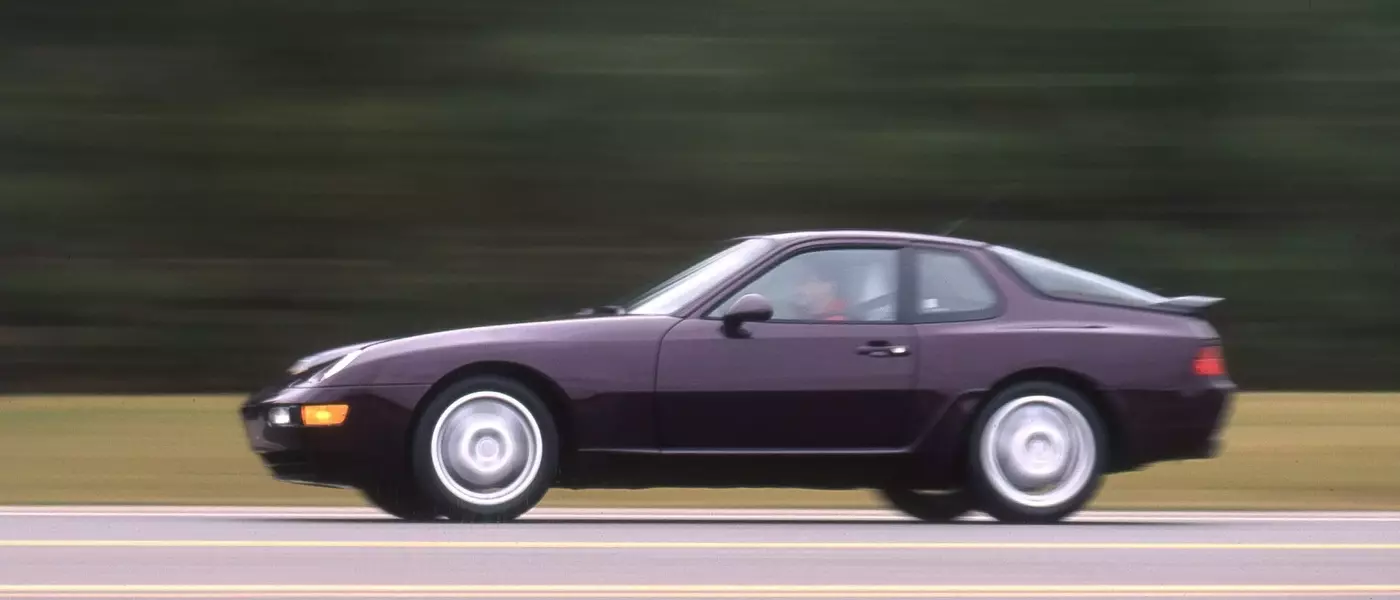 A Retrospective on the 1992 Porsche 968: Evolution and Design