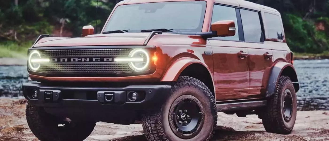 Ford Unveils Bronco Filson with Raptor Engine and Sasquatch Package