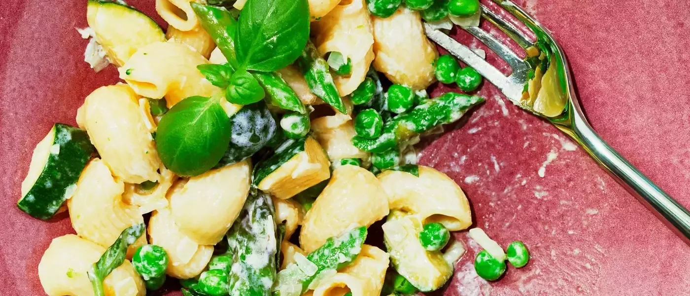 Spring Pasta with Vibrant Vegetables