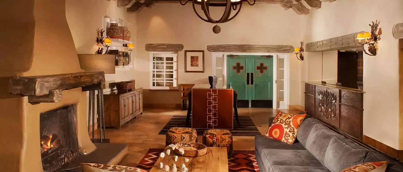 Route 66 Adventure: Iconic Hilton Stays Across America
