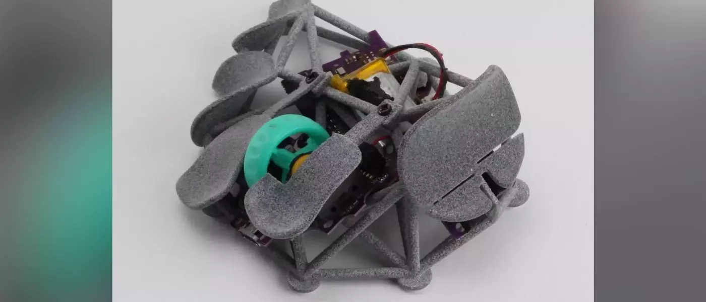 DIY Fingertip Mouse: An Unusual PC Gaming Accessory