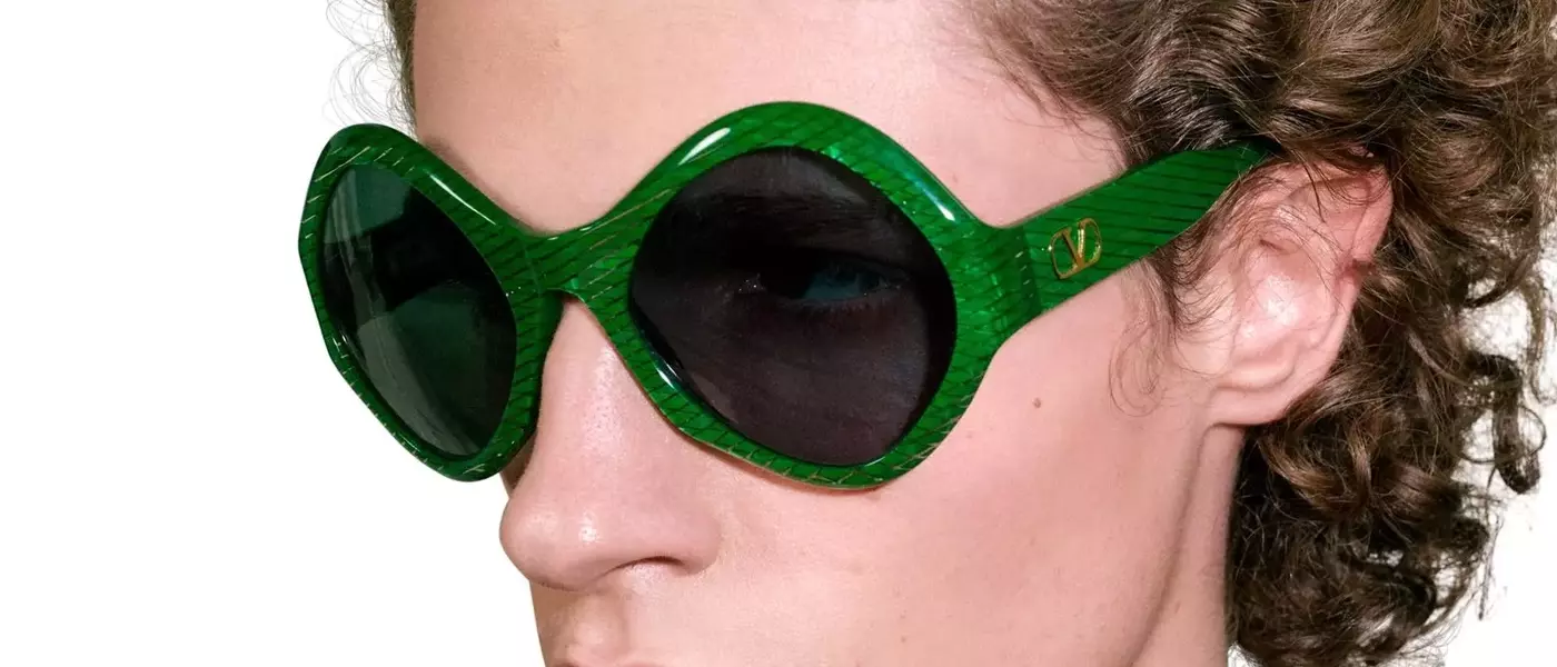 Elevate Your Summer Style: A Guide to Must-Have Fashion Essentials
