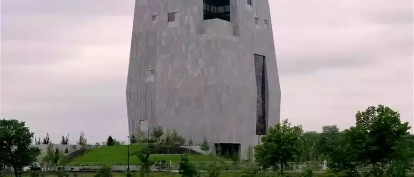 Chicago's South Side: A New Cultural Beacon with the Obama Presidential Center