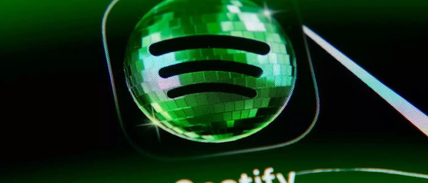 Spotify Reverts Logo After Public Disapproval