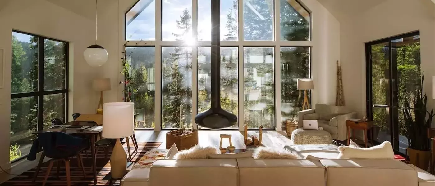 Top Airbnb Stays Near America's National Parks