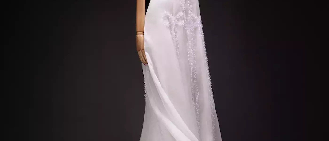 Susie Cave's New Venture: "Weddings and Funerals" Redefines Occasion Wear with Personalized Elegance