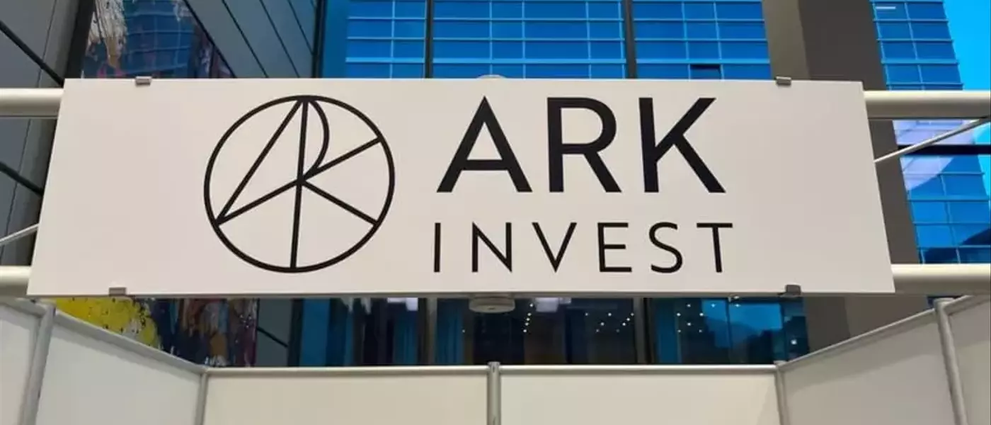 Ark Invest's Strategic Shifts: Divesting Robinhood, Boosting Coinbase and Block Holdings