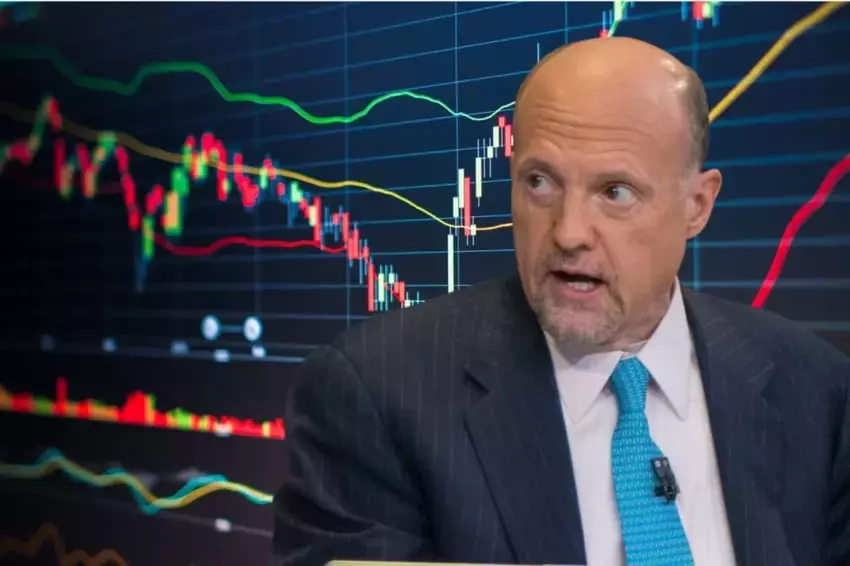 Cramer's Latest Stock Picks: Endorsing Vistra and Stryker, Sidestepping AI-Sensitive FICO