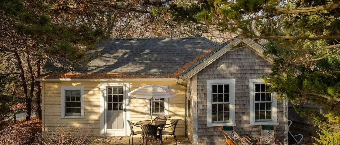 New England's Premier Airbnb Retreats: Coastal Charm to Mountain Escapes