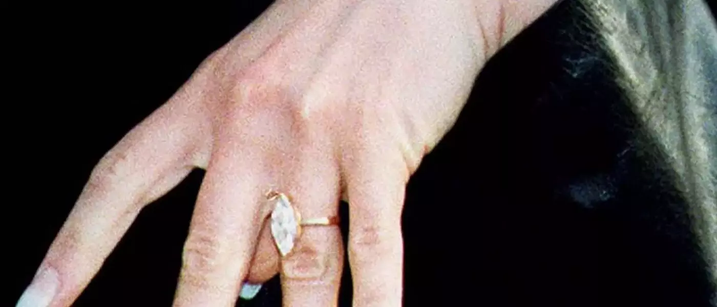 The Allure of Marquise Cut Engagement Rings: A Comprehensive Guide