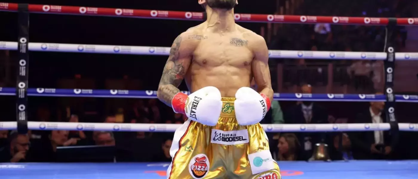 Oscar Collazo to Defend WBA and WBO Strawweight Titles Against Joey Canoy