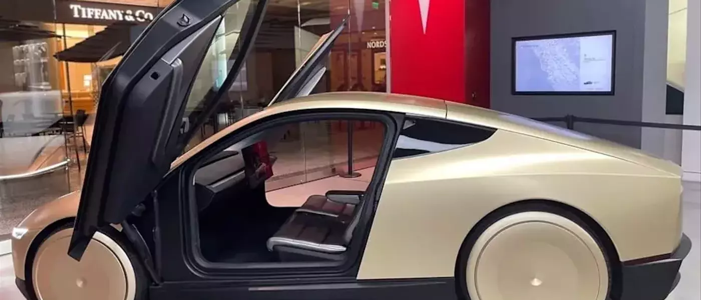 Tesla's Robotaxi Strategy: Low Prices Amidst Fierce Competition in Texas