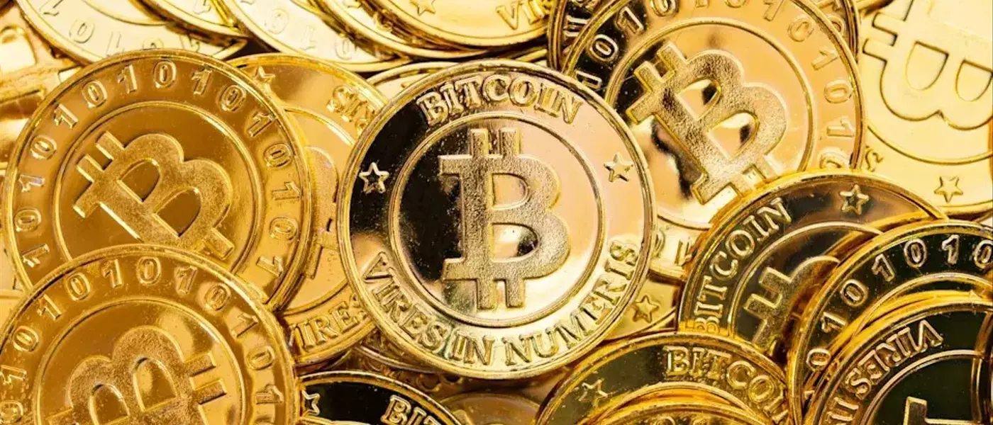 Bitcoin's Ascent: Can It Challenge the Dollar's Dominance?