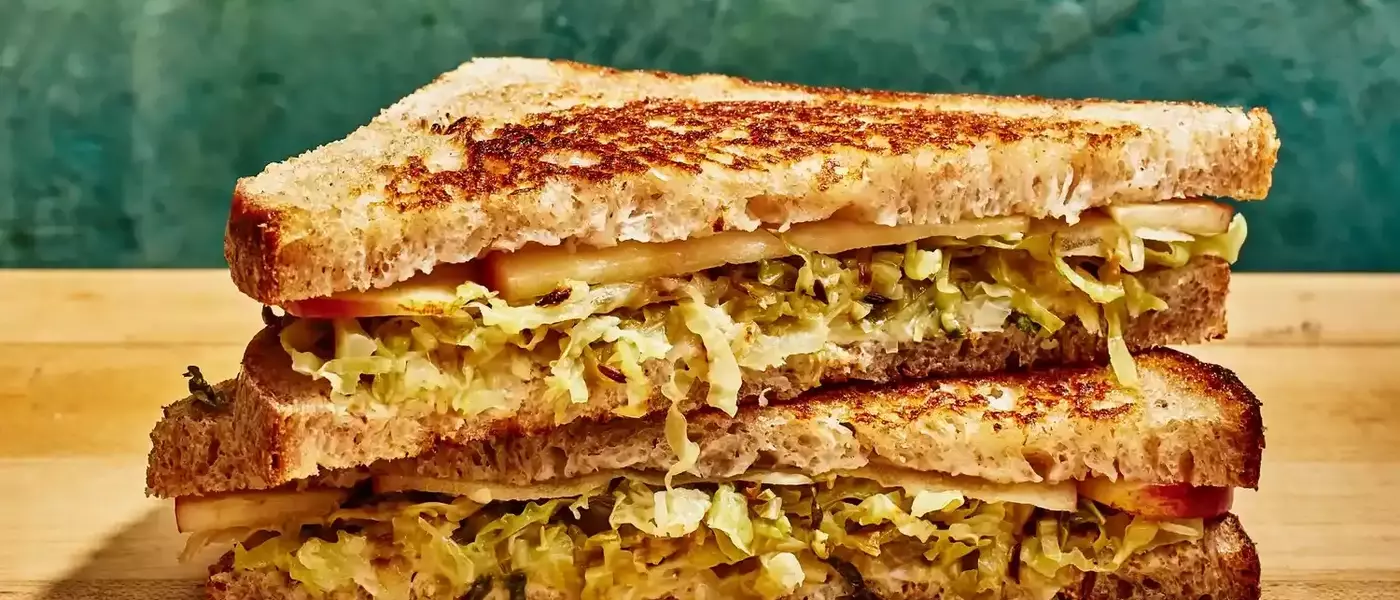 Nourishing Lunches: Gut-Healthy Sandwiches & Wraps