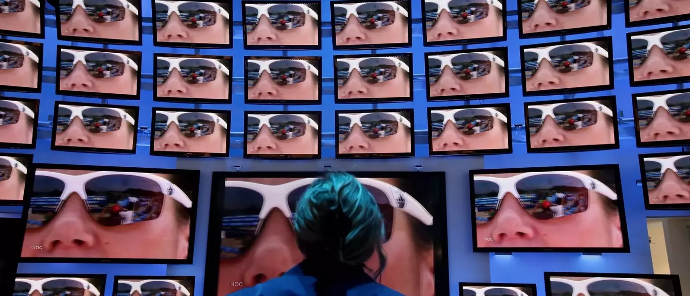 The Looming Showdown: Hollywood and Big Tech Vie for Entertainment Supremacy
