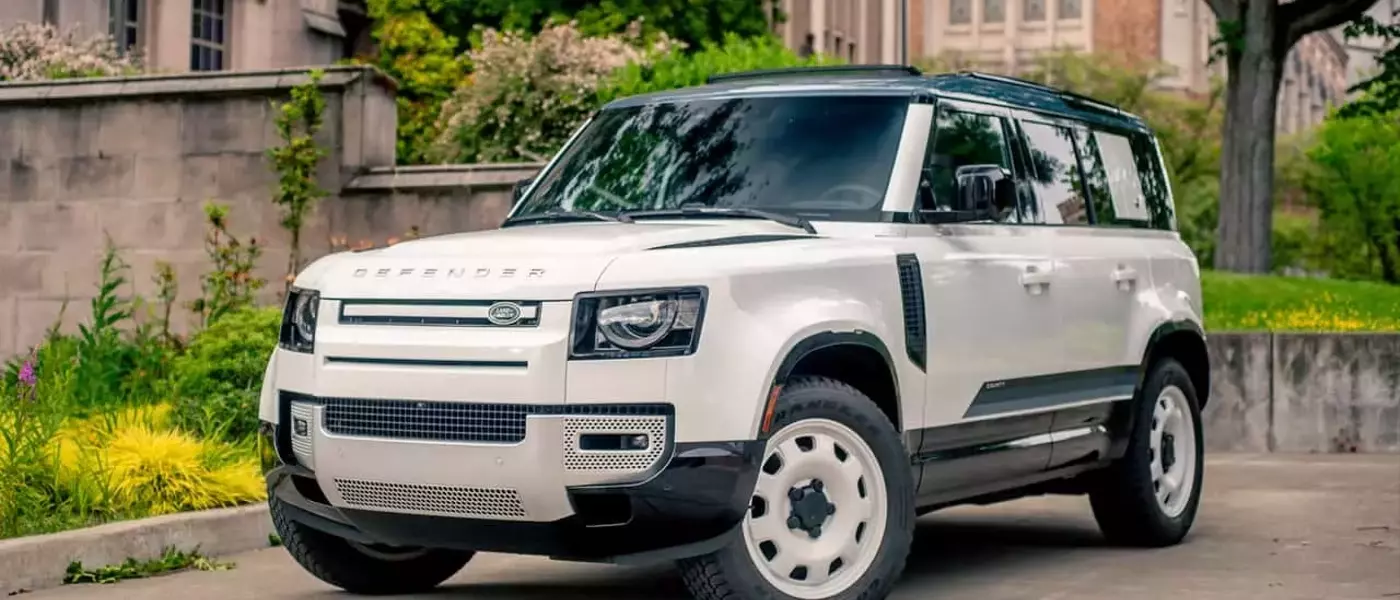 Land Rover Initiates Recall for Over 250,000 SUVs Due to Airbag Deployment Concerns
