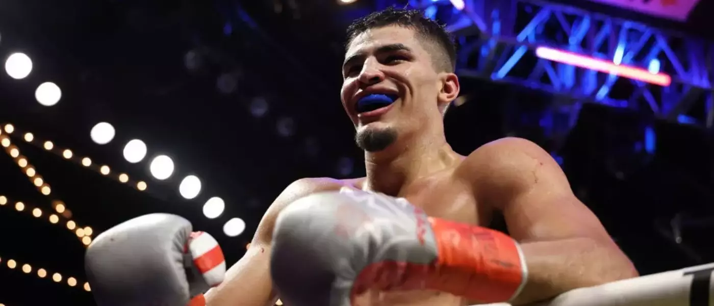 Zayas vs. Ennis: A Championship Boxing Showdown in New York City