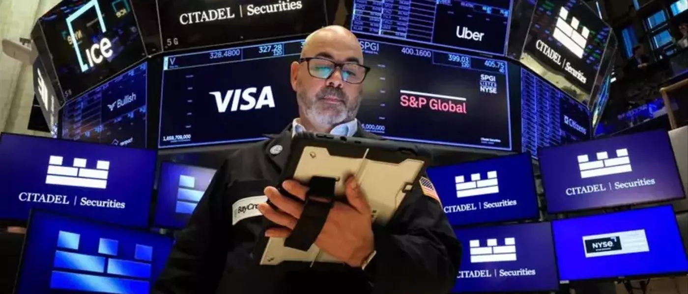 Global Market Reactions to Geopolitical Tensions and Economic Shifts
