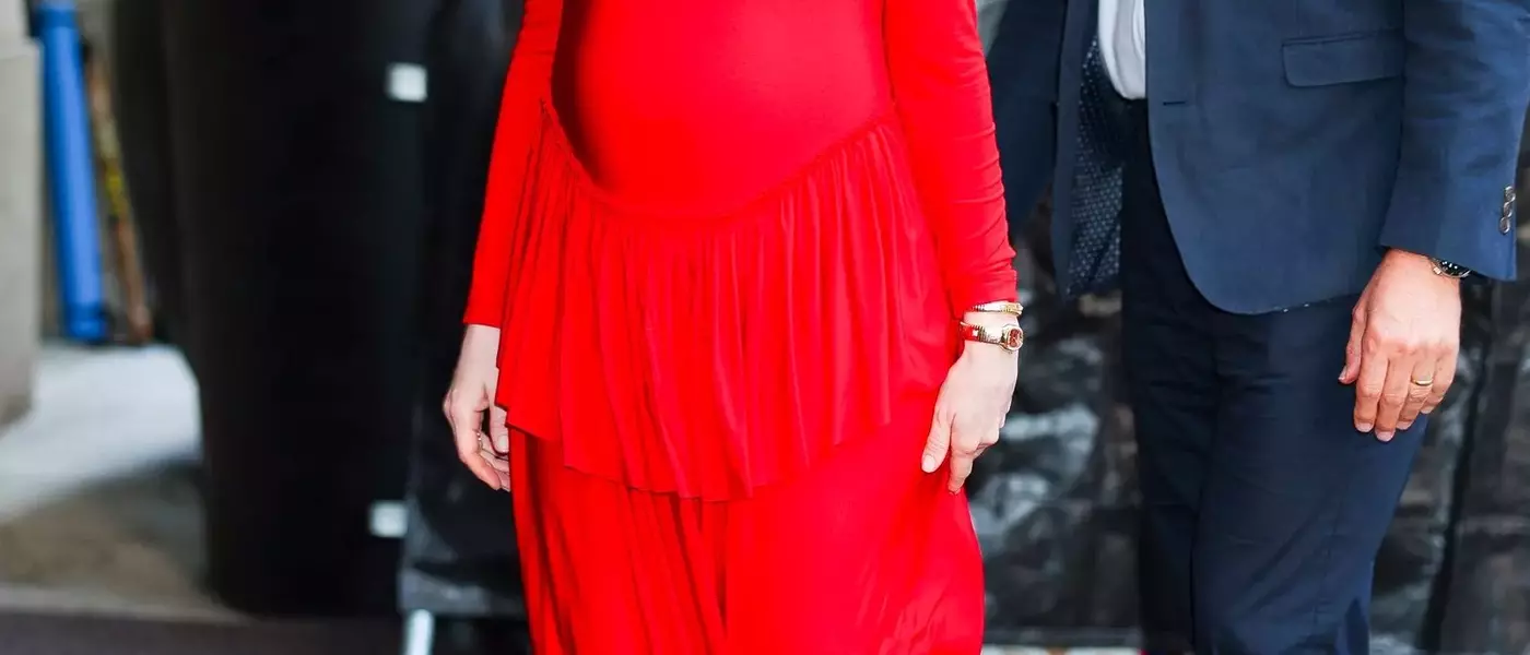 Anne Hathaway's Bold Maternity Style Debut in Red