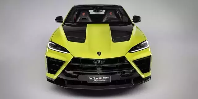 Unveiling the 2027 Lamborghini Urus SE Performante: A Hybrid Super SUV Powerhouse