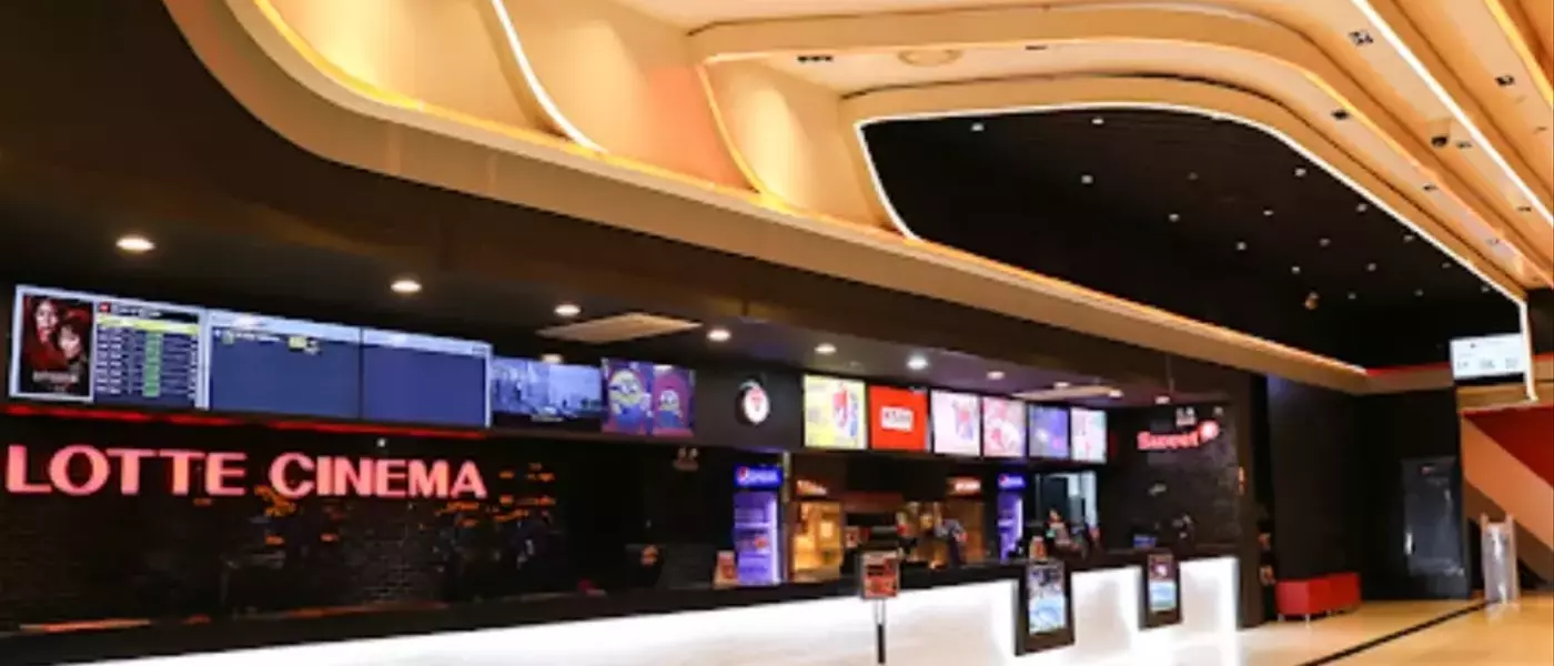 Lotte Cinema-Megabox Merger Fails Amid JoongAng Group's Financial Struggles