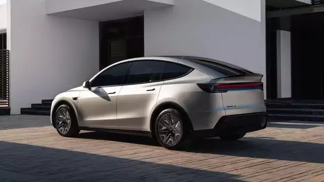 Tesla Introduces Long-Wheelbase Model Y L to U.S. Market, Offering Enhanced Family Comfort