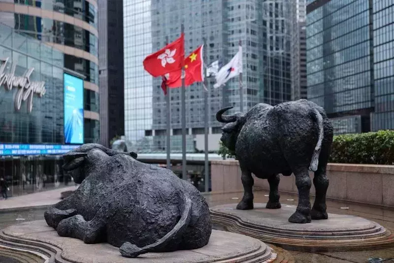 Global Equities Advance as Oil Prices Decline Amid Supply Boost and Anticipation of AI Sector Earnings