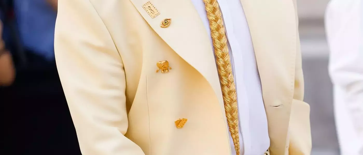 Bad Bunny's Braided Hair Tie: A Bold Statement at Paris Couture Week