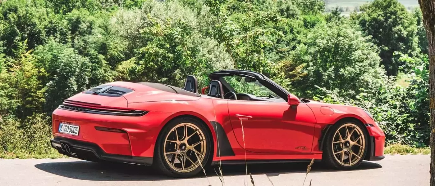 Captivating Images: The 2027 Porsche 911 GT3 S/C Experience