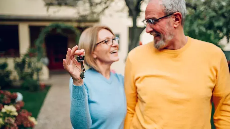 Renting vs. Buying: Financial Advice for Retirement