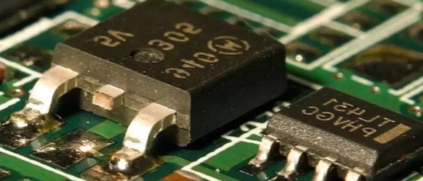 Leading Analyst Recommends Alternative Investment Over Micron Technology