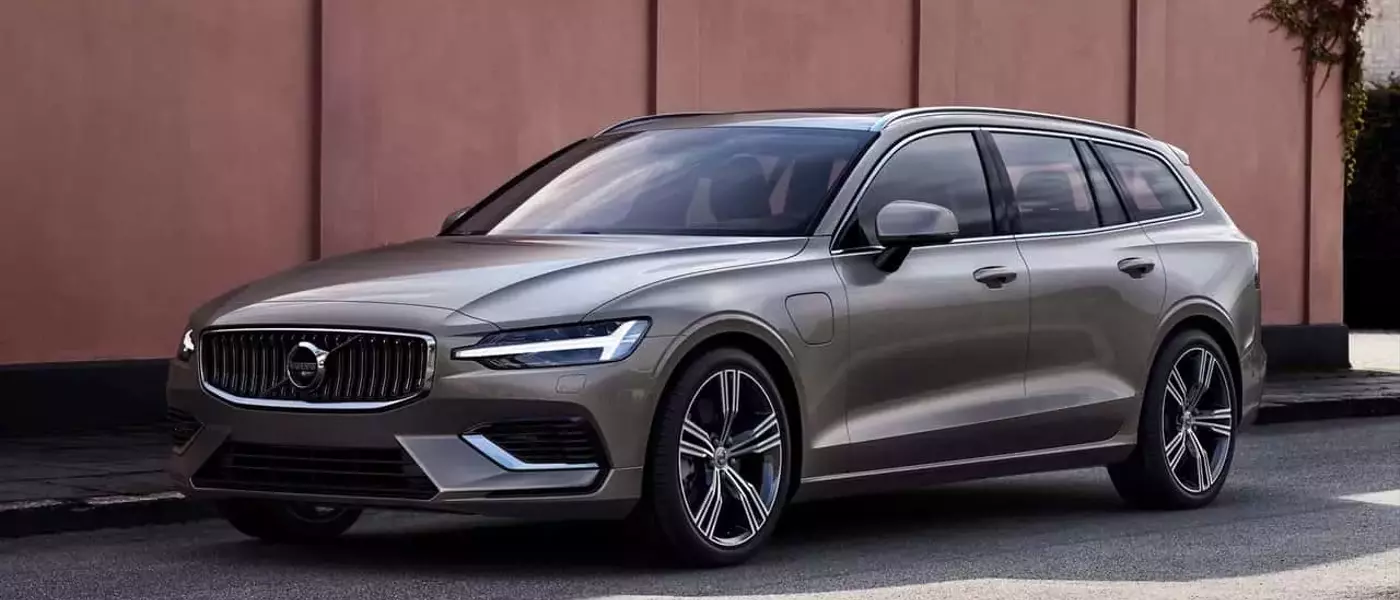 Volvo Considers Reintroducing Sedans and Wagons