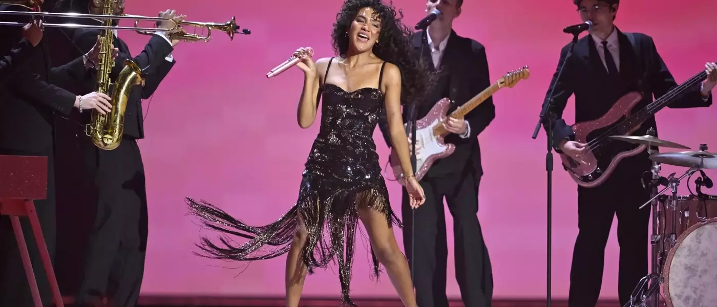 Olivia Dean's Triumphant Los Angeles Performance: From Intimate Venues to Arena Stardom