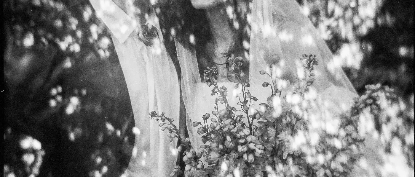 A Unique Wedding: Blending Art and Personal Touches in Medellín