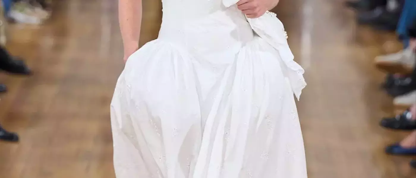 Eyelet Fashion Trends: A Modern Take on Classic Style