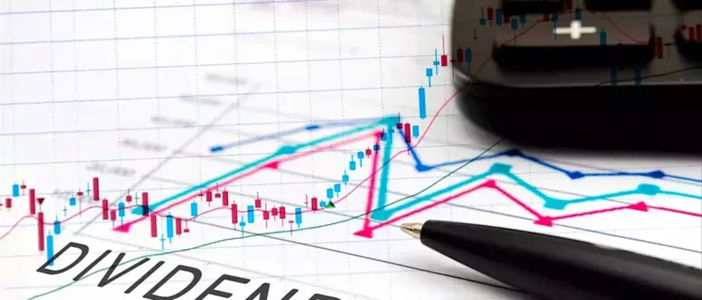 Invesco QQQ Income Advantage ETF: Generating Income Amidst Tech Market Fluctuations